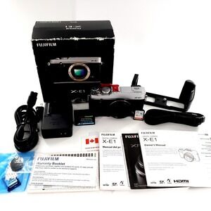 Fujifilm X Series X-E1 16.3MP Digital SLR Camera Silver Complete In Box Tested